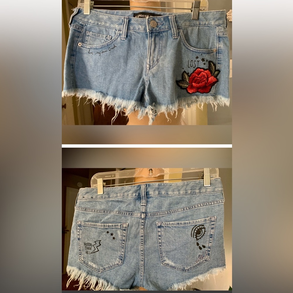 Express distressed Embroidered Jeans Shorts size 6